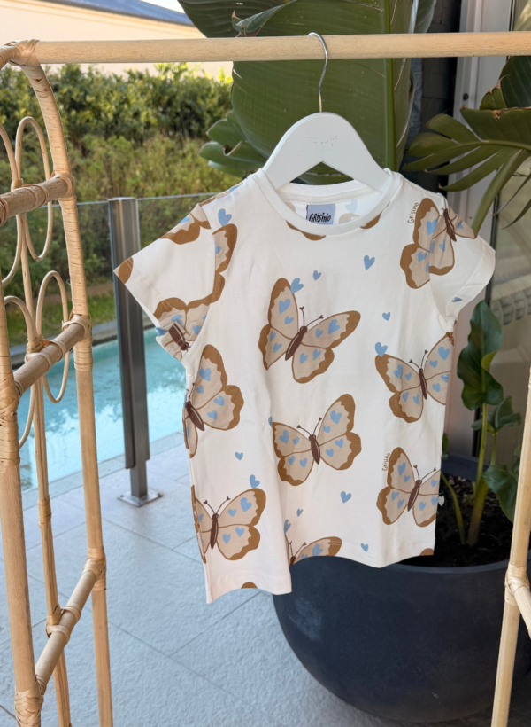 22 REMERA MARIPOSA