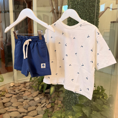 REMERA CATA